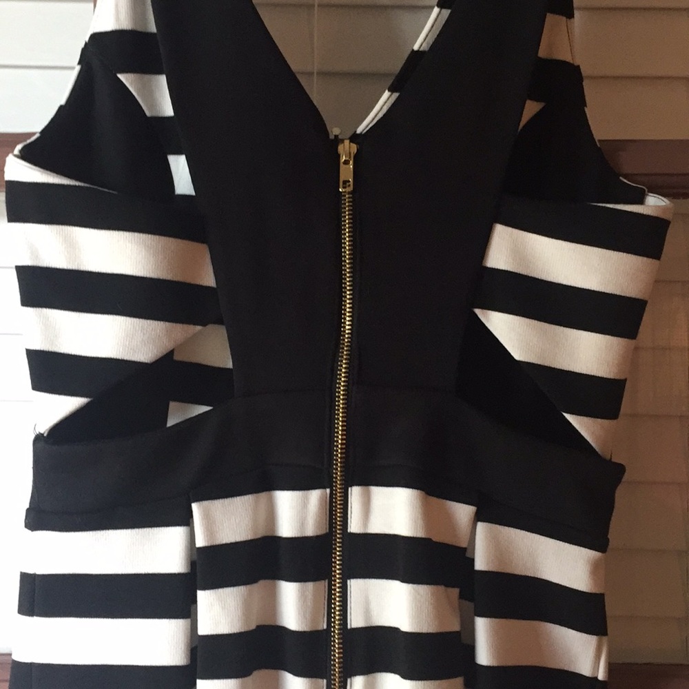 Gianna Bini Dress - Picture 3 of 4